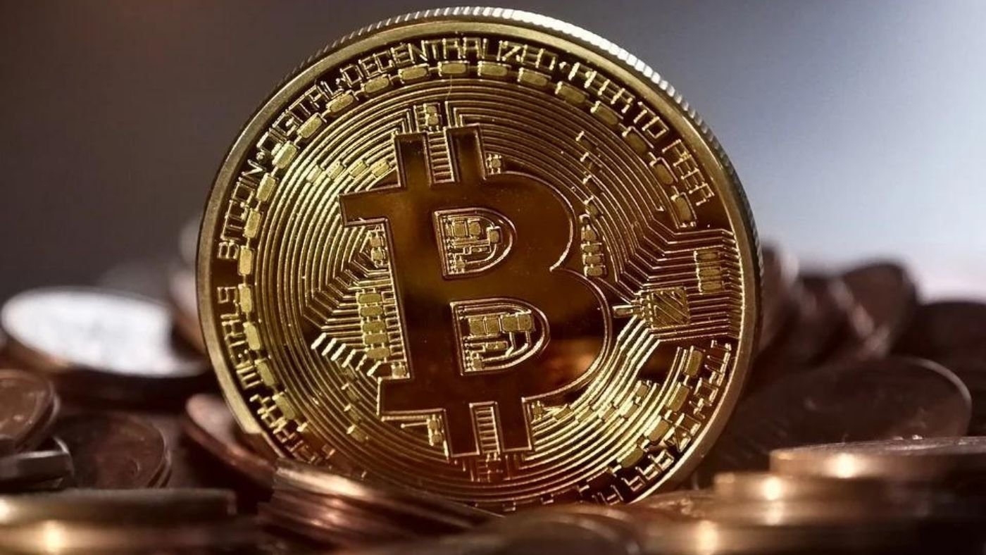 You are currently viewing Bitcoin volta a subir mas fica de fora das 5 melhores criptomoedas em julho