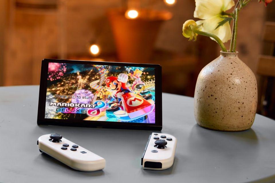 Read more about the article Nintendo Switch OLED apresenta burn-in – depois de 3.600 horas